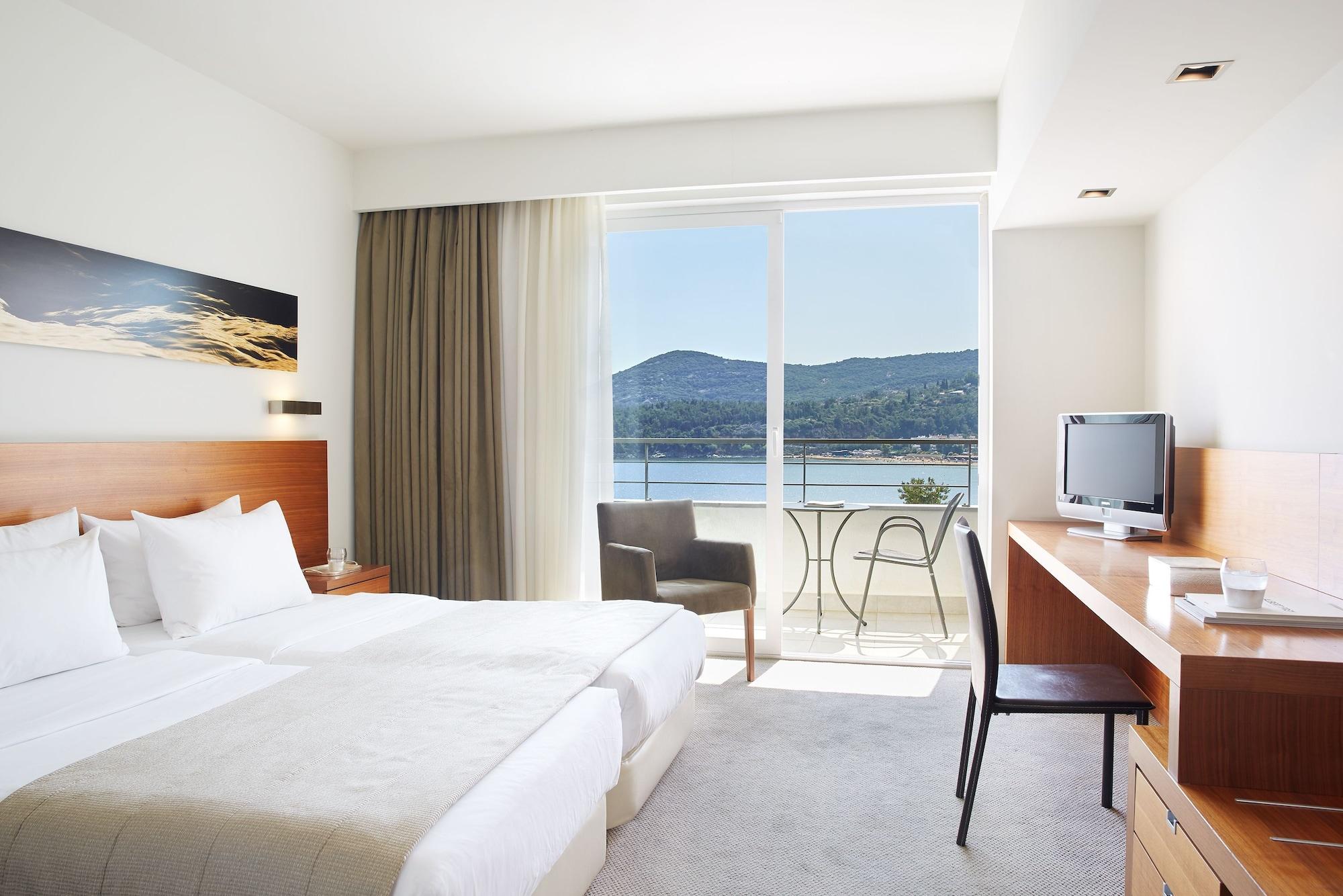 Lucy Hotel Kavala Exterior foto A typical room at the hotel
