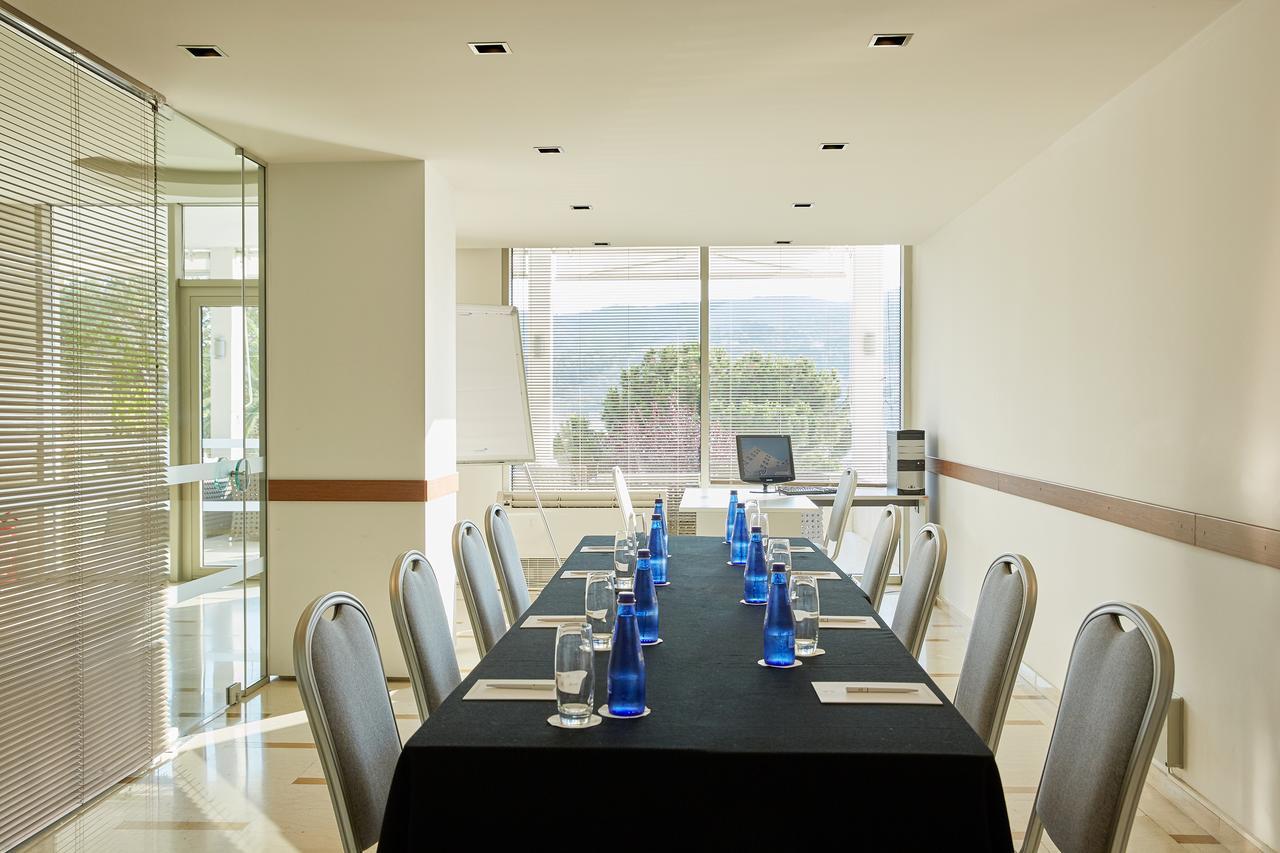 Lucy Hotel Kavala Exterior foto Meeting room